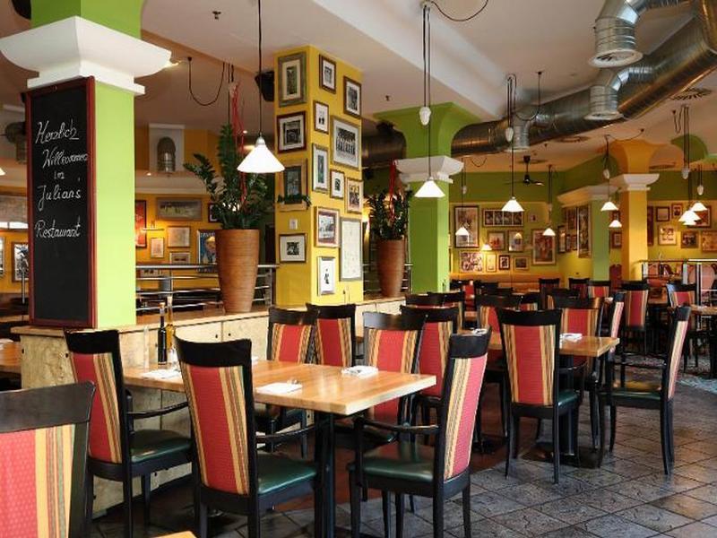 אונטרפרמסטאטן Hotel Ramada By Wyndham Graz מראה חיצוני תמונה